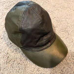 Men's Two-Tone Leather Cap - Black & Olive